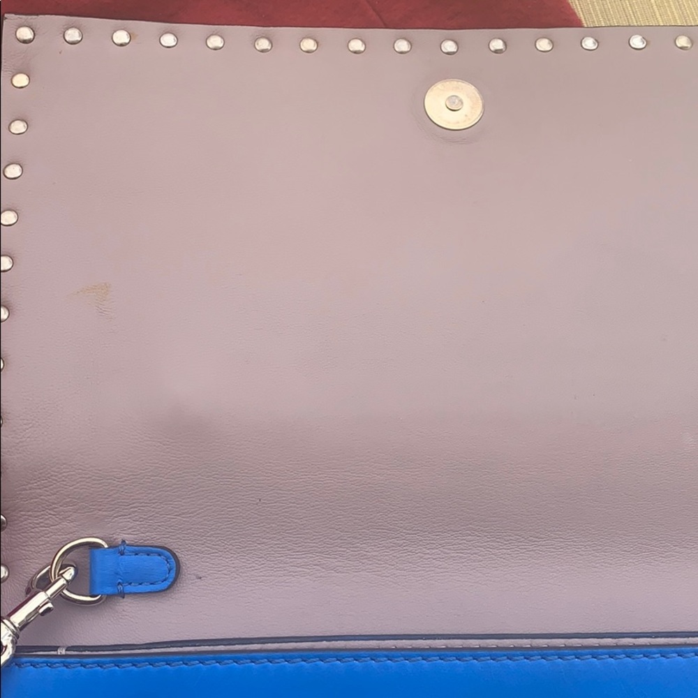 Valentino Garavani rockstud clutch - Picture 9 of 9